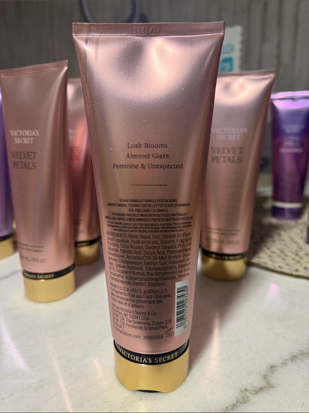 Victoria's Secret Velvet Petals Fragrance Lotion - Rose Metallic - Picture 2 of 3